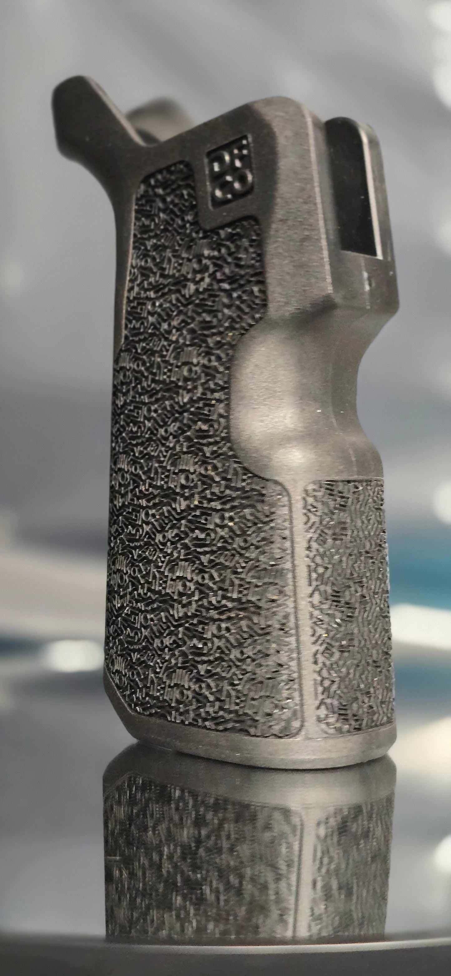 Die Free Co, Kung Fu Grip